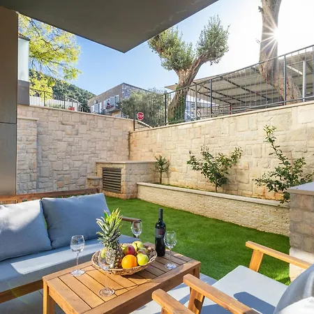 Unique Treasure アパート *