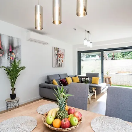 Unique Treasure Lejlighed *